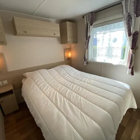 Mobile Confort A 20m De La Plage Avec Parking - 4 Pers., Camping Cadoret, - Fr-1-709-53 Fouras